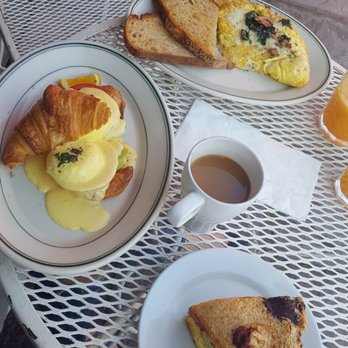 Cafe Brio - Coffee & Tea Near Me - Arcata, California