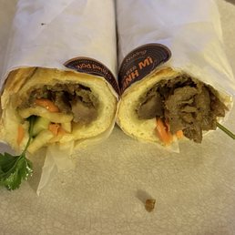 B2. Grilled Pork / Bánh Mì Thịt Nướng B2. Grilled Pork / Bánh Mì Thịt Nướng