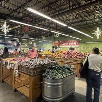 Central Market - More produce - Grocery Near Me - Houston, Texas