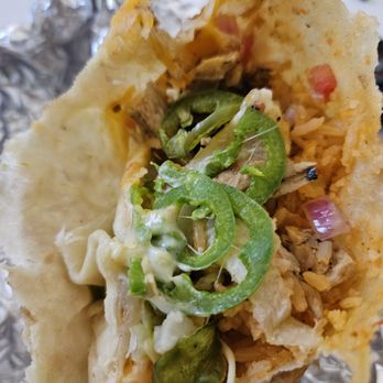Gordos Tacos - Grilled chicken burrito with raw, not charred jalapeños - Tacos Near Me - Chandler, Arizona Gordos Tacos - Grilled chicken burrito with raw, not charred jalapeños - Tacos Near Me - Chandler, Arizona
