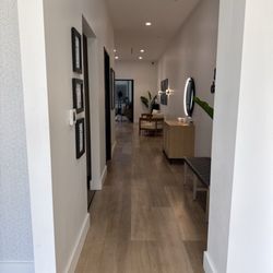 Skin Laundry - Burlingame - Lobby