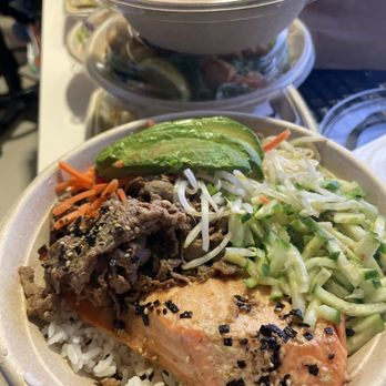 World Wrapps - Furikake salmon with added steak minus mayonnaise - Wraps Near Me - Santa Clara, California World Wrapps - Furikake salmon with added steak minus mayonnaise - Wraps Near Me - Santa Clara, California