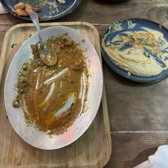 Alacati Mediterranean Restaurant - Empty plate of shrimp scampi. Demolished Hummus. - Mediterranean Near Me - Plantation, Florida