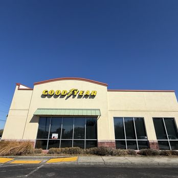 Goodyear Auto Service - Side view - Auto Repair Near Me - Riverview, Florida