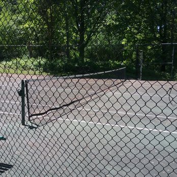 Walton Woods Park - Tennis court - Hiking Near Me - Amherst, New York Walton Woods Park - Tennis court - Hiking Near Me - Amherst, New York