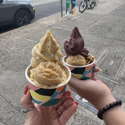Lilikoi and classic acai Lilikoi and classic acai
