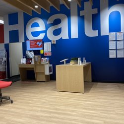 MinuteClinic at CVS - Reception and waiting.