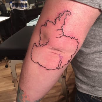Laughing Buddha Seattle - Antarctica by Chad - Tattoo Near Me - Seattle, Washington