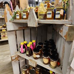 A Niche In Time - Local Raw Honey fresh off our farm!