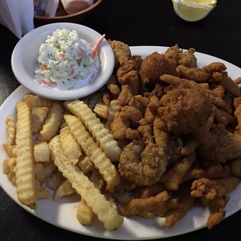 Rick's Crab Trap - Fried shrimp & clams - Bars Near Me - Fort Walton Beach, Florida