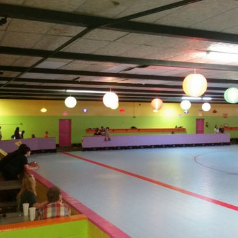 Kingsway Skateland - Bright colora, dark concessions. - Venues & Event Spaces Near Me - Paducah, Kentucky Kingsway Skateland - Bright colora, dark concessions. - Venues & Event Spaces Near Me - Paducah, Kentucky