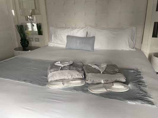 1828 Smart Hotel by null