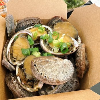 Big Island Abalone - 1lb steamed abalone- super tasty, end up ordering 2 lb - Food Tours Near Me - Kailua Kona, Hawaii Big Island Abalone - 1lb steamed abalone- super tasty, end up ordering 2 lb - Food Tours Near Me - Kailua Kona, Hawaii