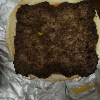Wendy's - The hamburger was so burnt that my grandson wouldn't touch it - Burgers Near Me - Williamsville, New York