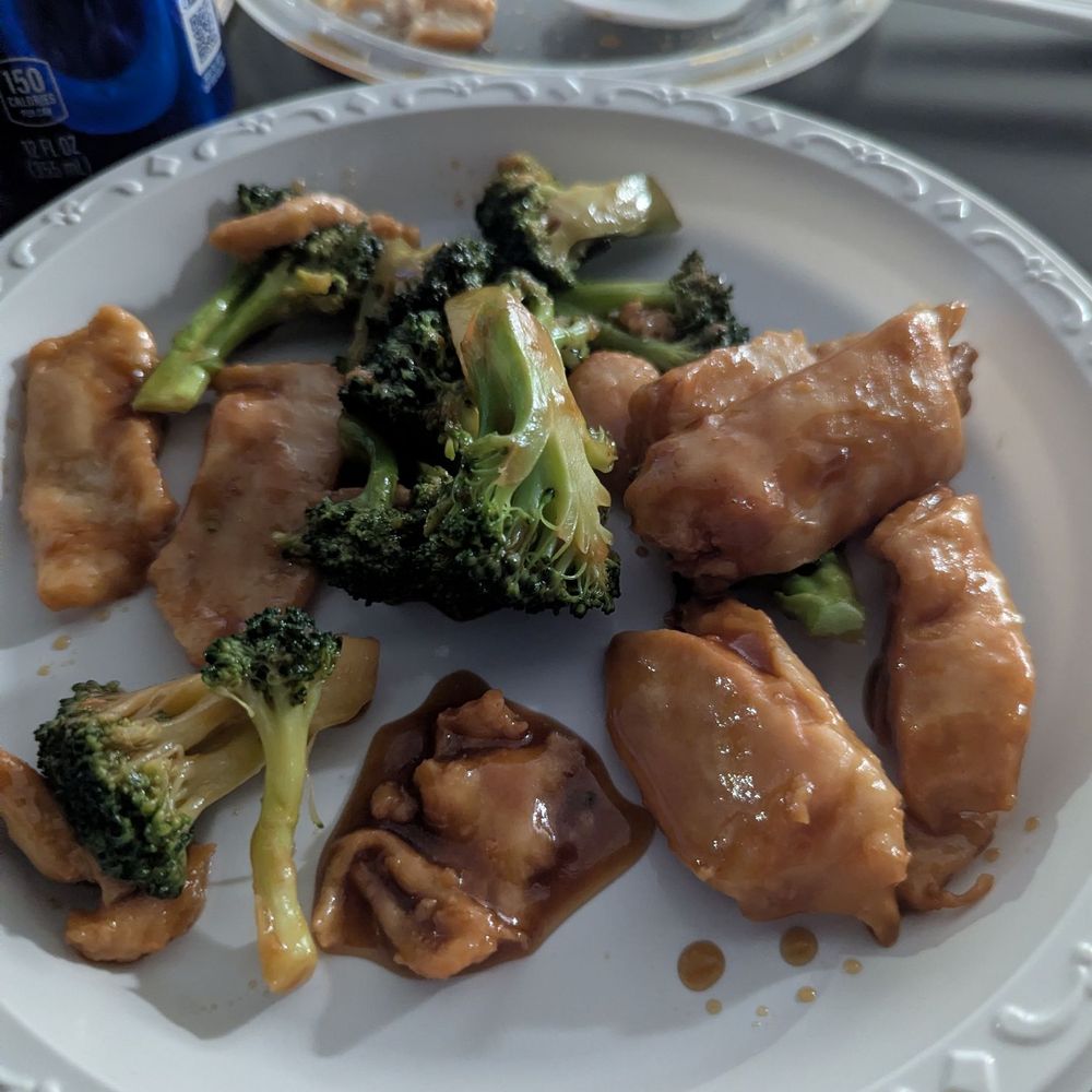 Young Chow Cafe - Chicken broccoli - Thai Near Me - Haymarket, Virginia Young Chow Cafe - Chicken broccoli - Thai Near Me - Haymarket, Virginia