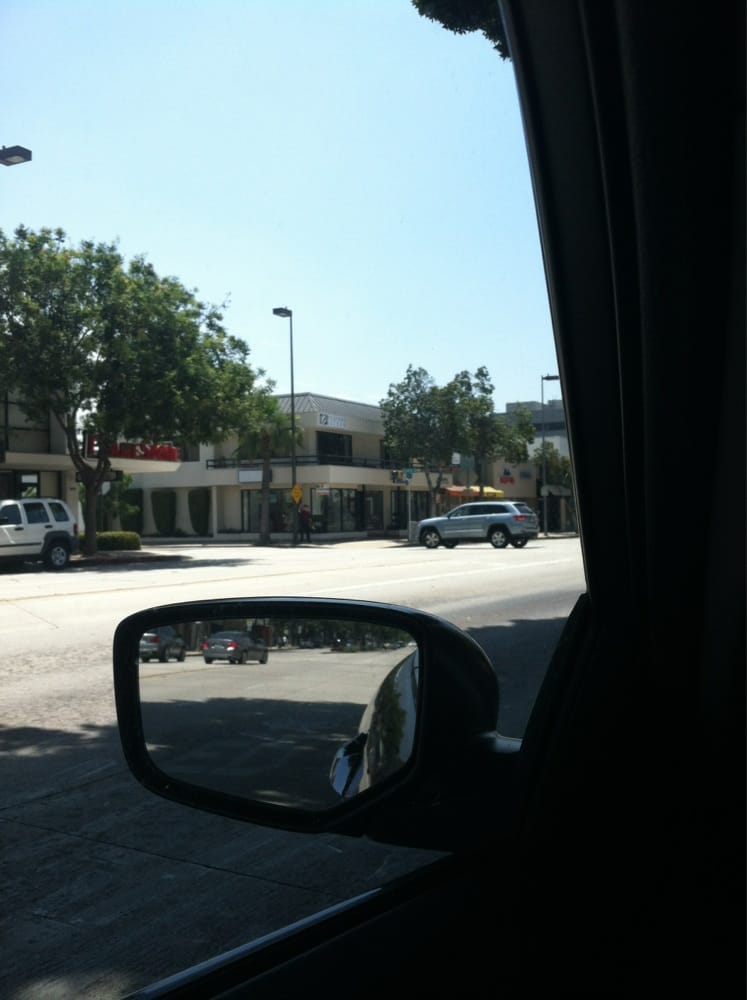 PICKFORD ESCROW COMPANY Updated September 2024 520 S Lake Ave, Pasadena, California Real