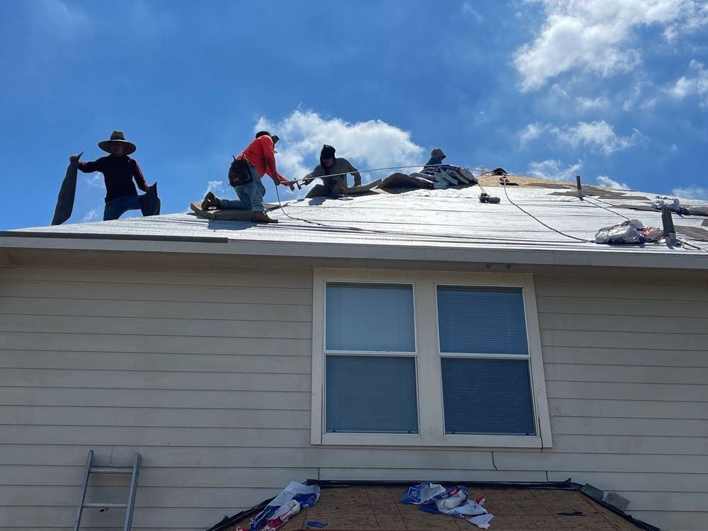 Slide of Universal Roofing & Restoration