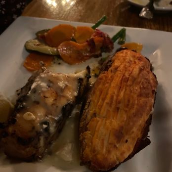 Spiro's Restaurant - Sea Bass - Mediterranean Near Me - Chesterfield, Missouri