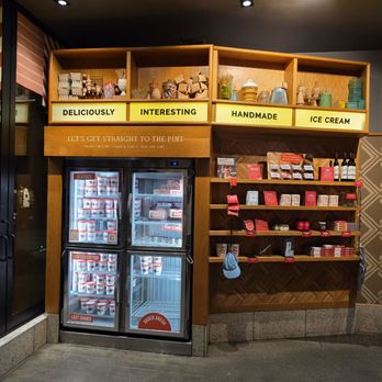 Salt & Straw - Ice Cream & Frozen Yogurt Near Me - Seattle, Washington Salt & Straw - Ice Cream & Frozen Yogurt Near Me - Seattle, Washington