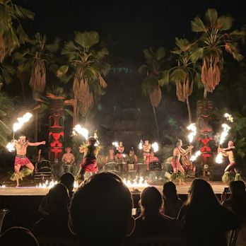 Chief's Luau - Performing Arts Near Me - Kapolei, Hawaii