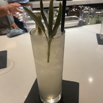 Noble Crown - Tom Collins - New American Near Me - St. Louis, Missouri Noble Crown - Tom Collins - New American Near Me - St. Louis, Missouri
