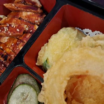 Tomodachi Sushi - Simi Valley - Chicken and tempura plate - Sushi Bars Near Me - Simi Valley, California Tomodachi Sushi - Simi Valley - Chicken and tempura plate - Sushi Bars Near Me - Simi Valley, California