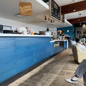 Philz Coffee - Coffee & Tea Near Me - Encinitas, California