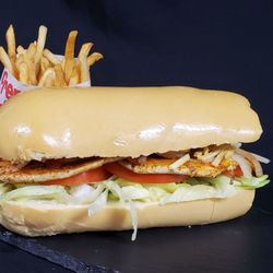 Mario's Rapid Food - Chicken Sandwich