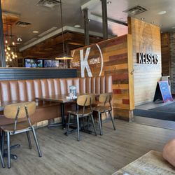 Kelseys Original Roadhouse - Inside