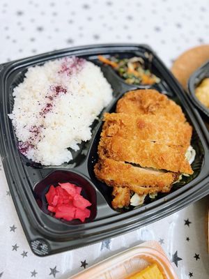 Tokyo Central West Covina by null