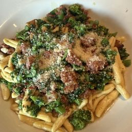 cavatelli with broccoli and sausage