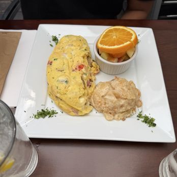 Cafe Laurent - Garden Omlette - French Near Me - Mar Vista, California