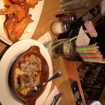 Esta Esta Restaurant - Italian Near Me - Monroeville, Pennsylvania Esta Esta Restaurant - Italian Near Me - Monroeville, Pennsylvania