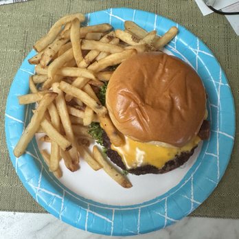 Bob Evans - Bacon Cheeseburger and Crispy French Fries plated - Breakfast & Brunch Near Me - Centerville, Ohio