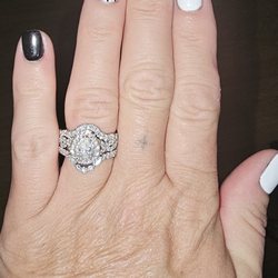 Lena's Nail  - Aralyis another amazing job.  Your work is fanominal