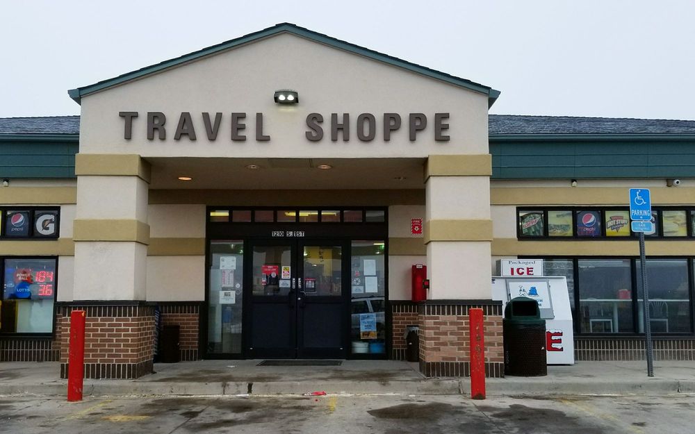 Bennett Travel Shoppe Logo