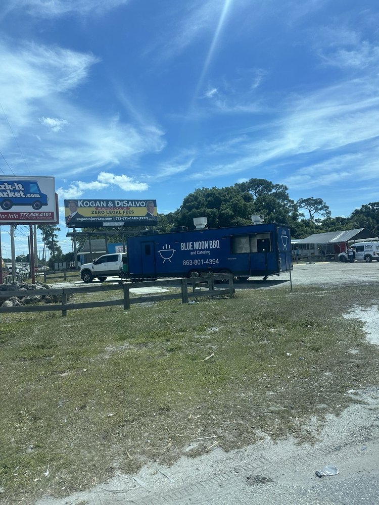 Blue Moon BBQ Image