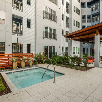 Aurora Apartments - Heated Whirlpool Spa at Aurora Luxury Apartments in Downtown, Tampa FL - Apartments Near Me - Tampa, Florida