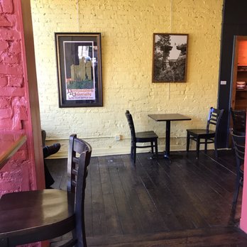 Bagel Art - Room in the back - Bakeries Near Me - Evanston, Illinois