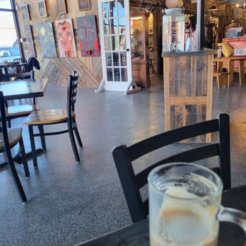 The ABQ Collective - Relaxed environment with hanging art and lots to see! - Hair Salons Near Me - Albuquerque, New Mexico