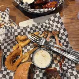 smoke house burger and carribean jerk wings