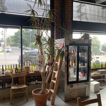 Psychic Wines - Beer, Wine & Spirits Near Me - Los Angeles, California Psychic Wines - Beer, Wine & Spirits Near Me - Los Angeles, California