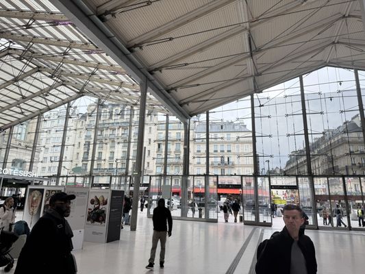 Gare du Nord by null