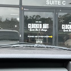 Clocked Out Sports Bar and Lounge - Front door