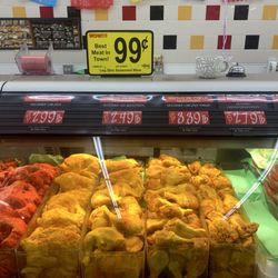 Lowe's Mercado - Denver - Consistently low prices for meat across the board