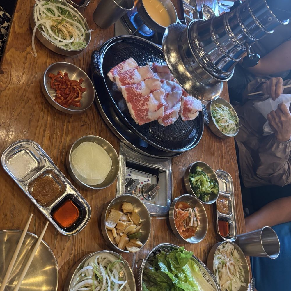 Jongro BBQ Flushing - Bachans (side dishes) and grill going - Korean Near Me - Flushing, New York