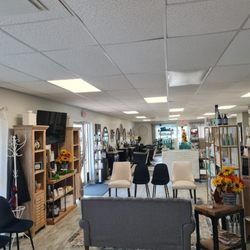 Root 77 Hair Studio
