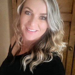 Just Teazzin In The Pines Beauty Salon - Tanya one of our professional and talented hairstylist, Tanya is also a color specialist from Scottsdale Arizona