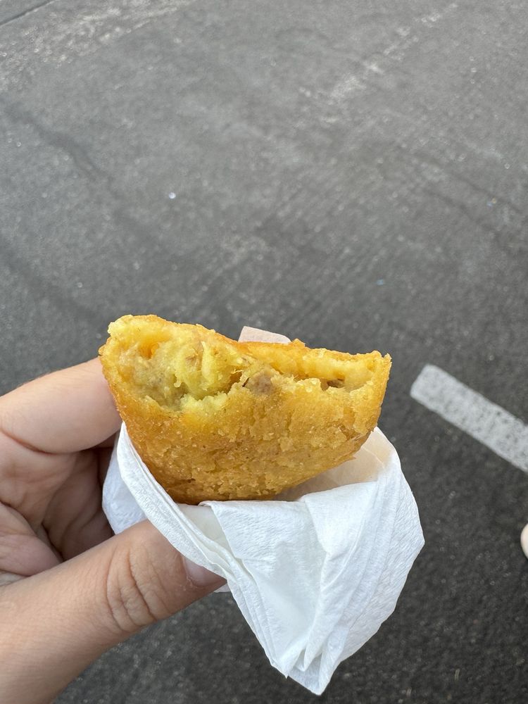 Vivi’s Gourmet Cuisine