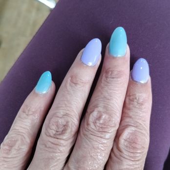 Detail Nails - Pastel colors - Nail Salons Near Me - North Providence, Rhode Island